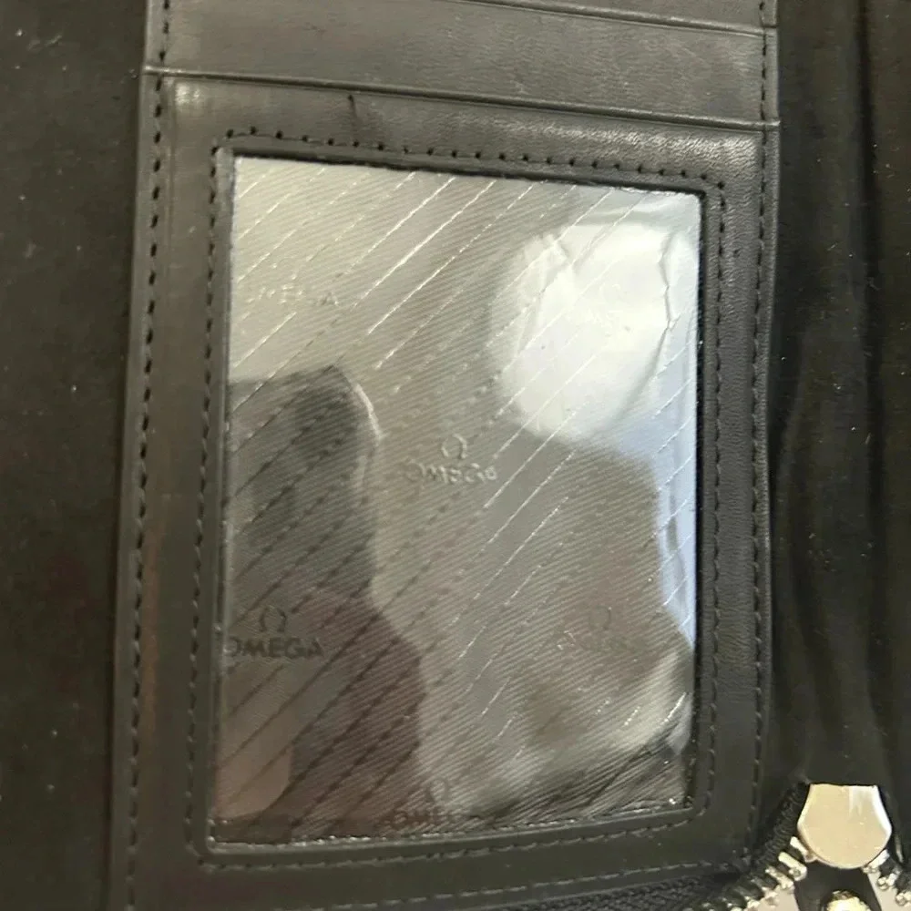 ! Omega Leather black Wallet